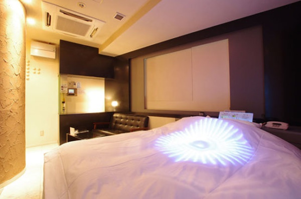 Hana-Hotel-BLANC